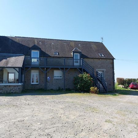 Maison Chaleureuse Avec Terrasse Et Vue Baie อาวร็องช์ ภายนอก รูปภาพ